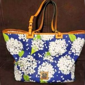 Dooney & Bourke Hydrangea Tote bag